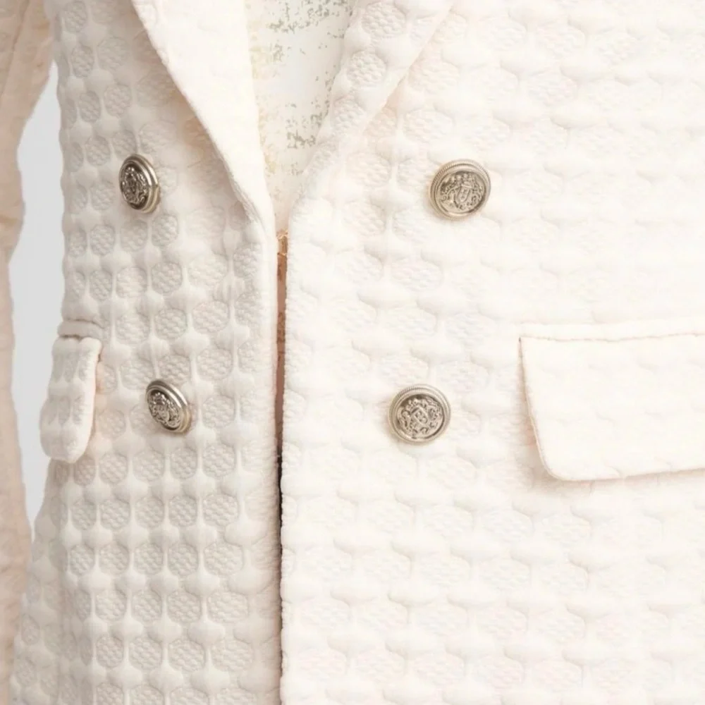 Chico's Cream Textured Blazer Chico Size “2” and US size 12. Like brand new - Picture 2 of 8